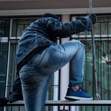 Okupas / Einbrecher Okupas / Einbrecher